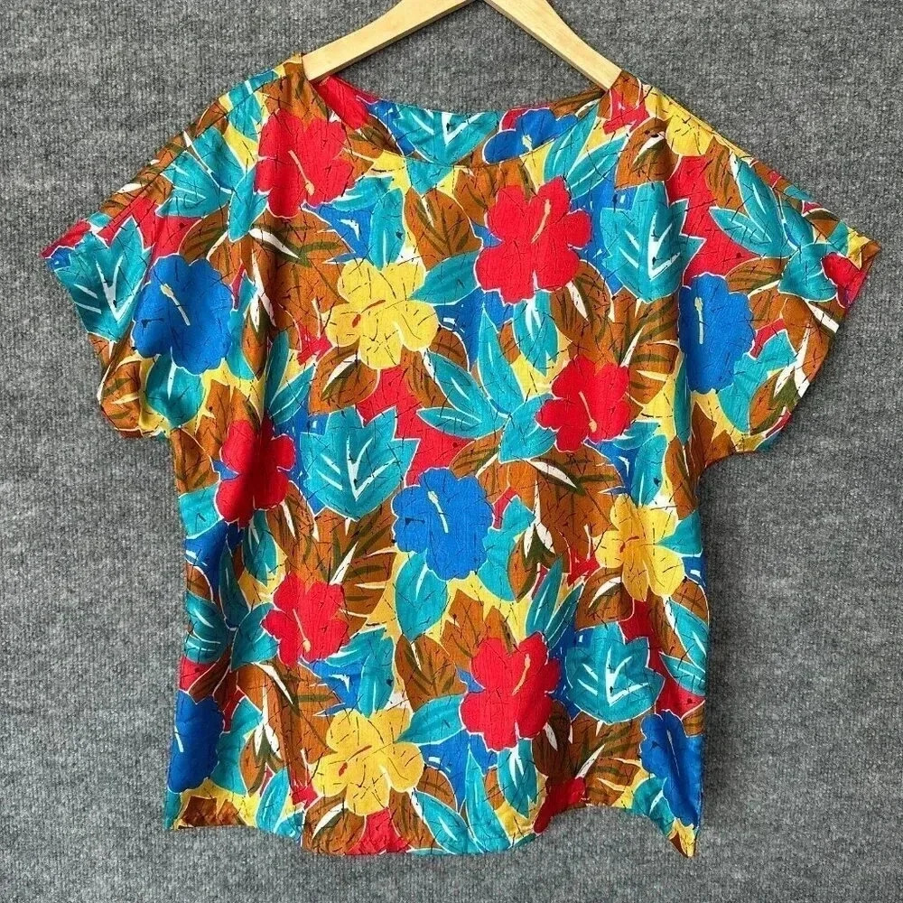 Vintage Tropical Top‎ Womens Medium Floral Colorful Hawaii Casual Festival Shirt